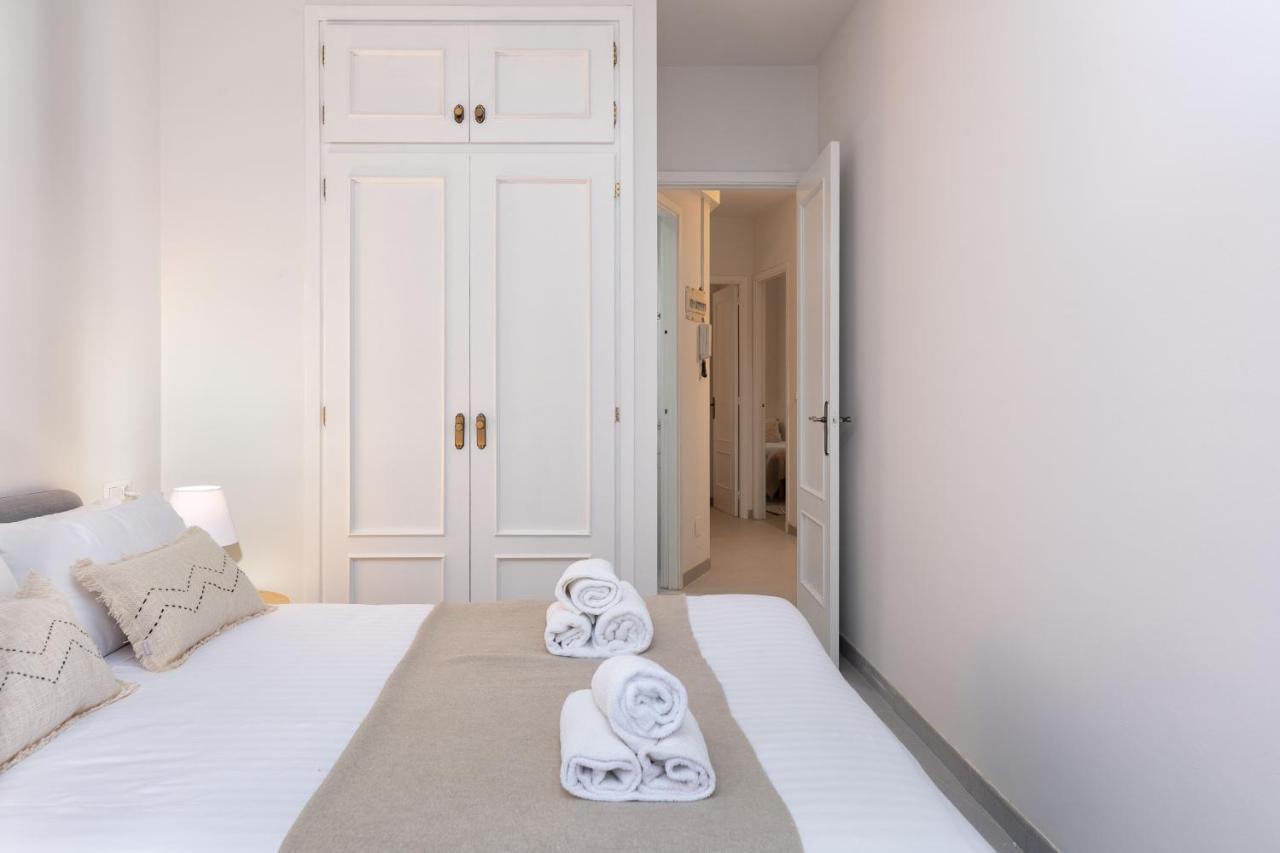 Flateli Cort Reial 10 Appartement Gerona Buitenkant foto