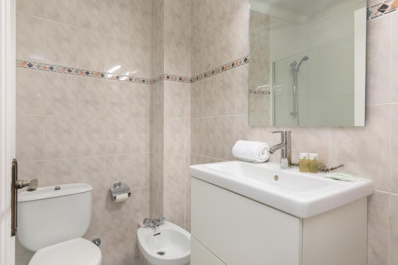 Flateli Cort Reial 10 Appartement Gerona Buitenkant foto